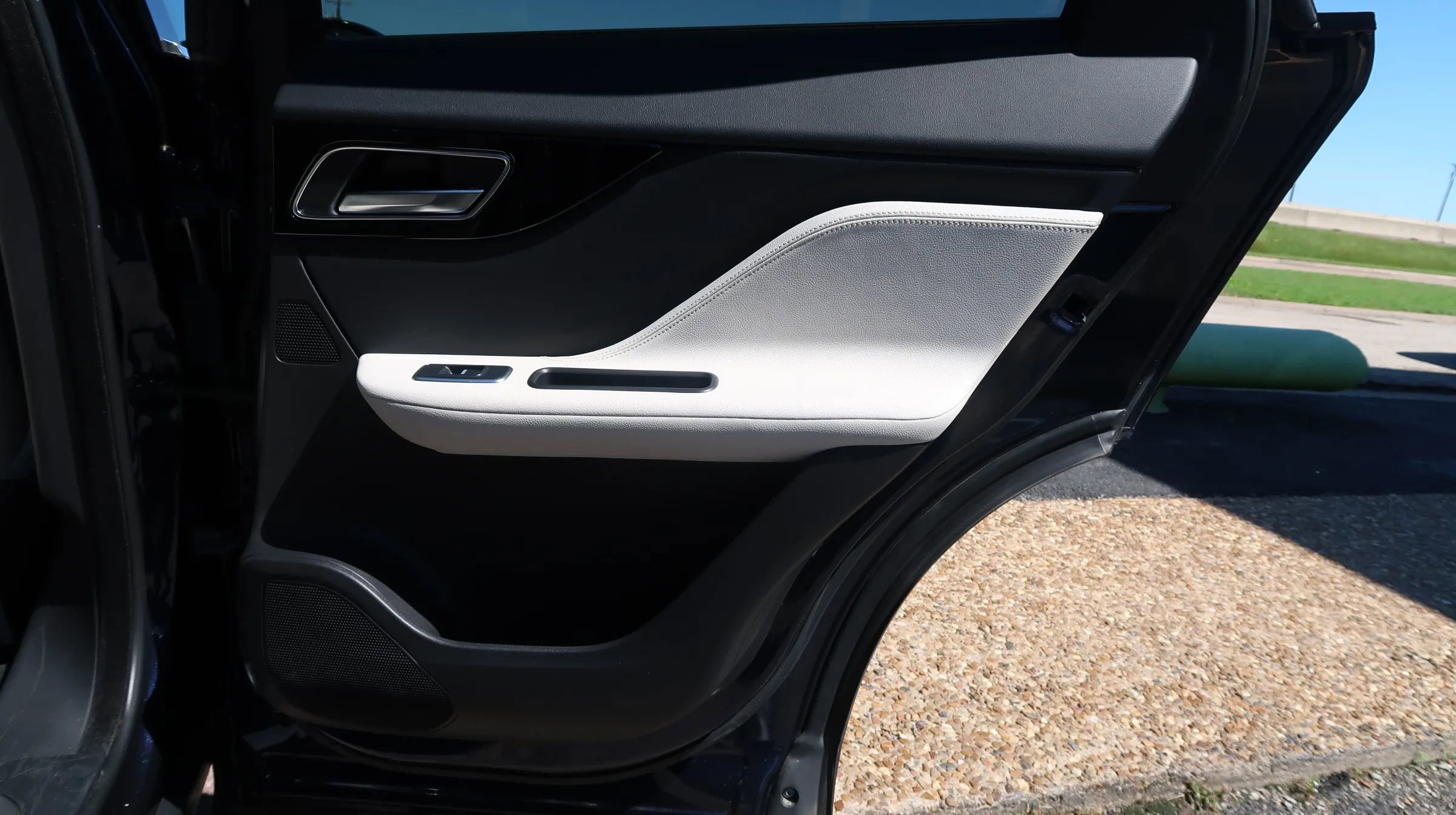 Used 2019 Jaguar F-PACE Prestige AWD/4WD image 13