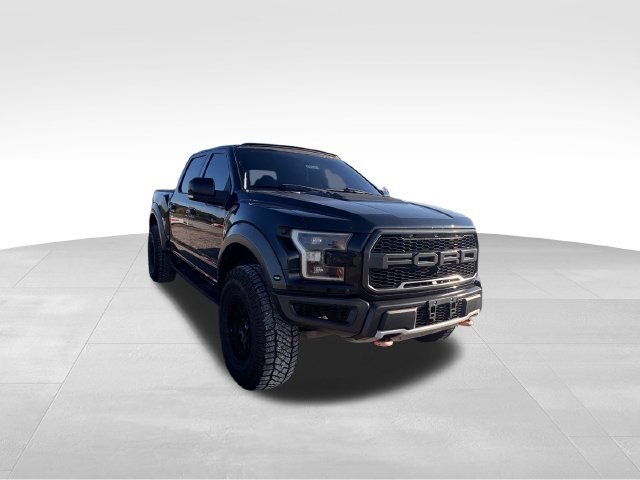 Used 2018 Ford F150 Raptor w/ Equipment Group 802A Luxury AWD/4WD image 3