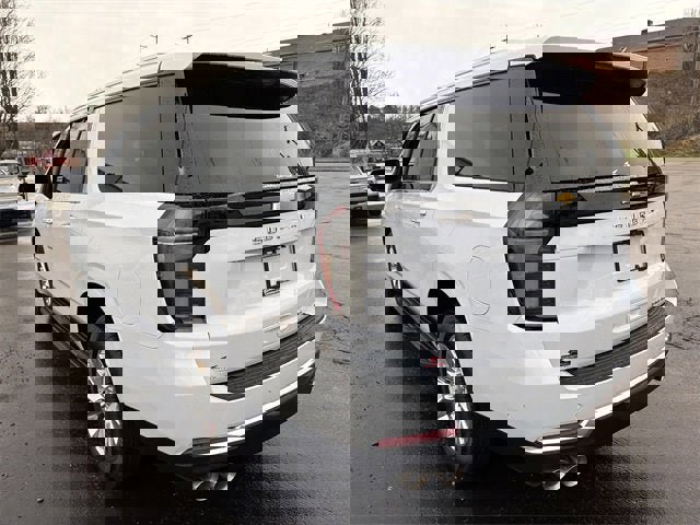 New 2026 Chevrolet Suburban Premier w/ Sun And Tow Package image 5