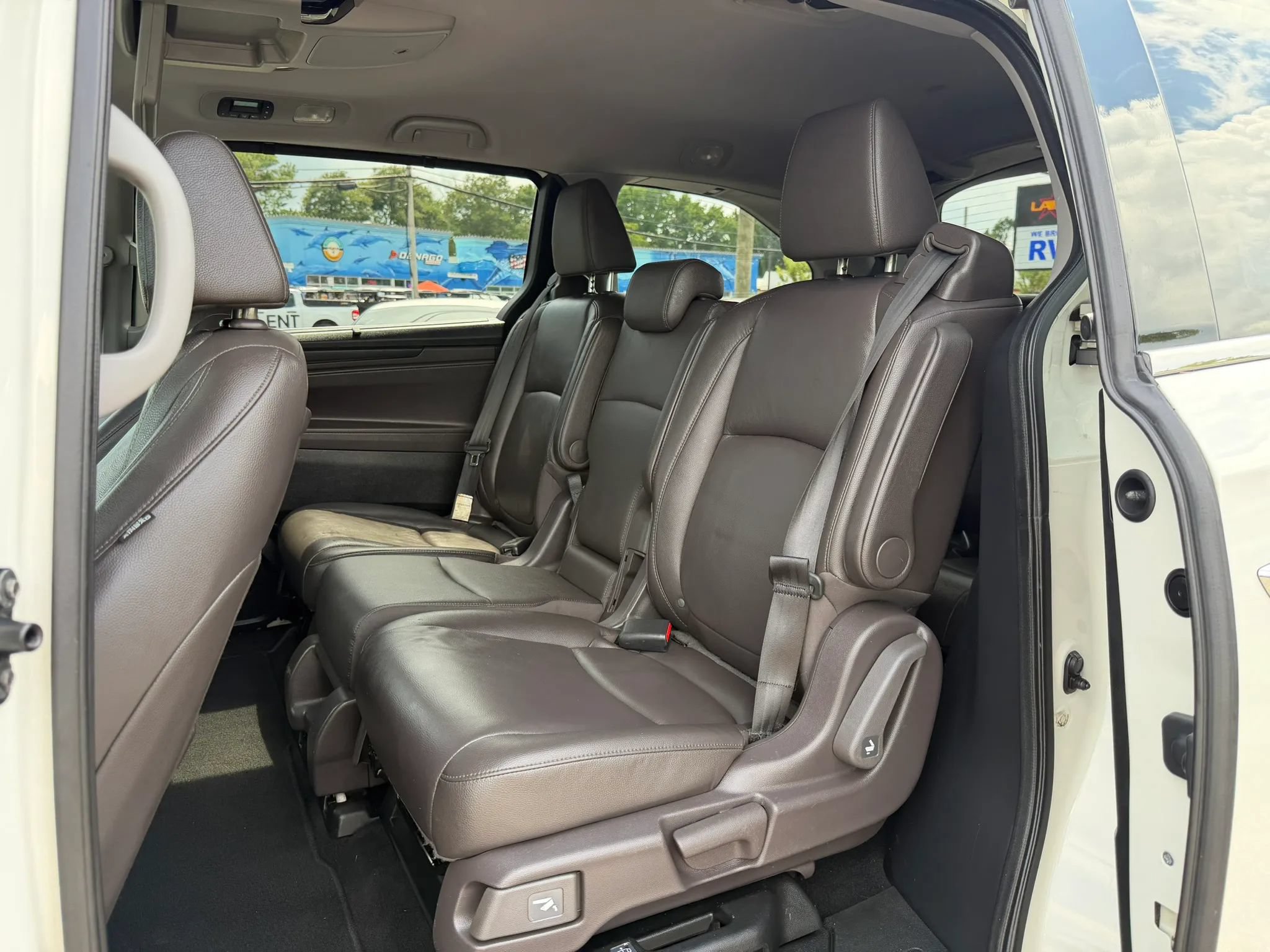 Used 2019 Honda Odyssey Elite image 16