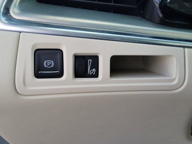 Used 2023 Cadillac XT5 Premium Luxury image 24