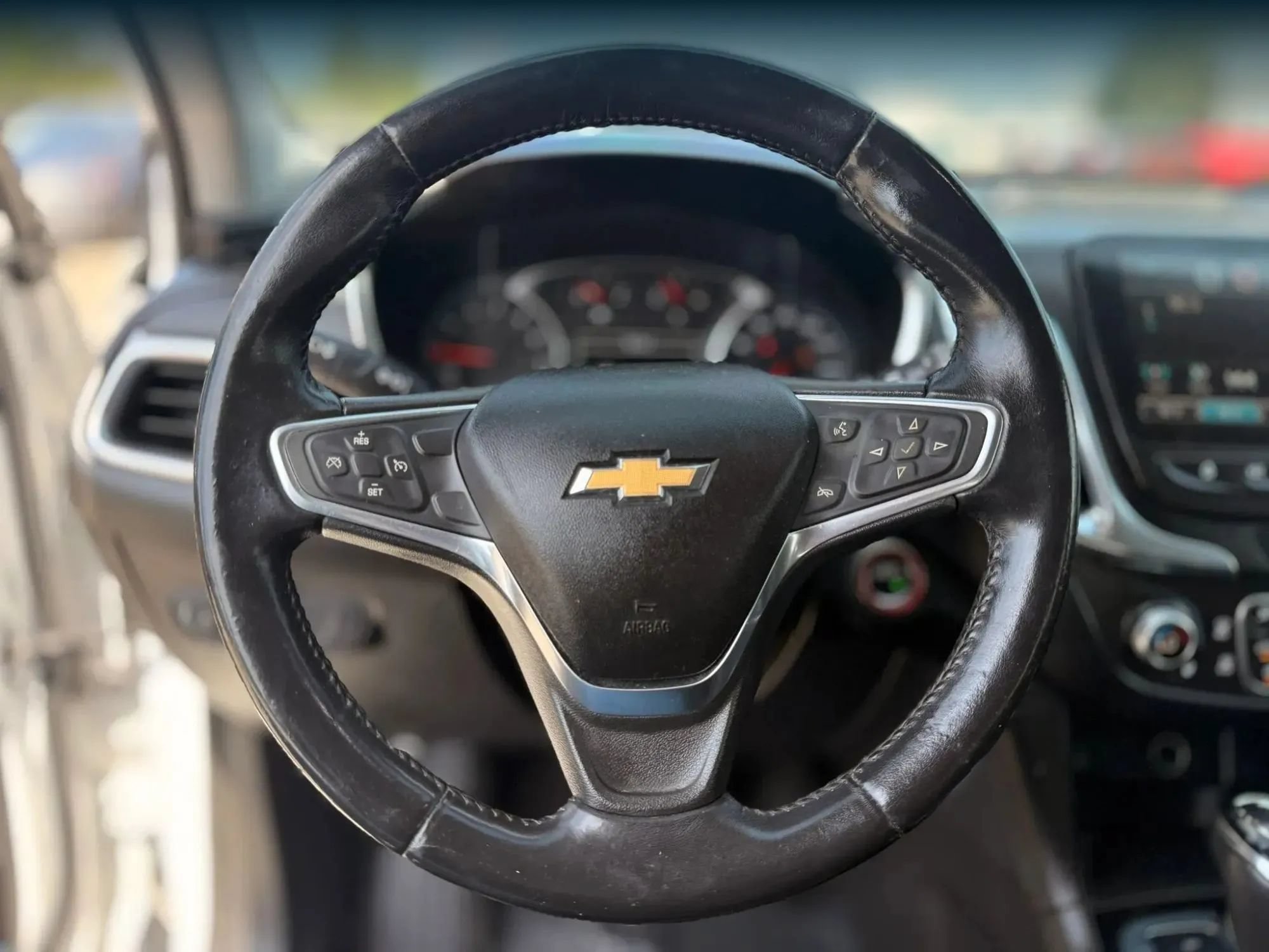 Used 2018 Chevrolet Equinox LT w/ Sun & Infotainment Package AWD/4WD image 25