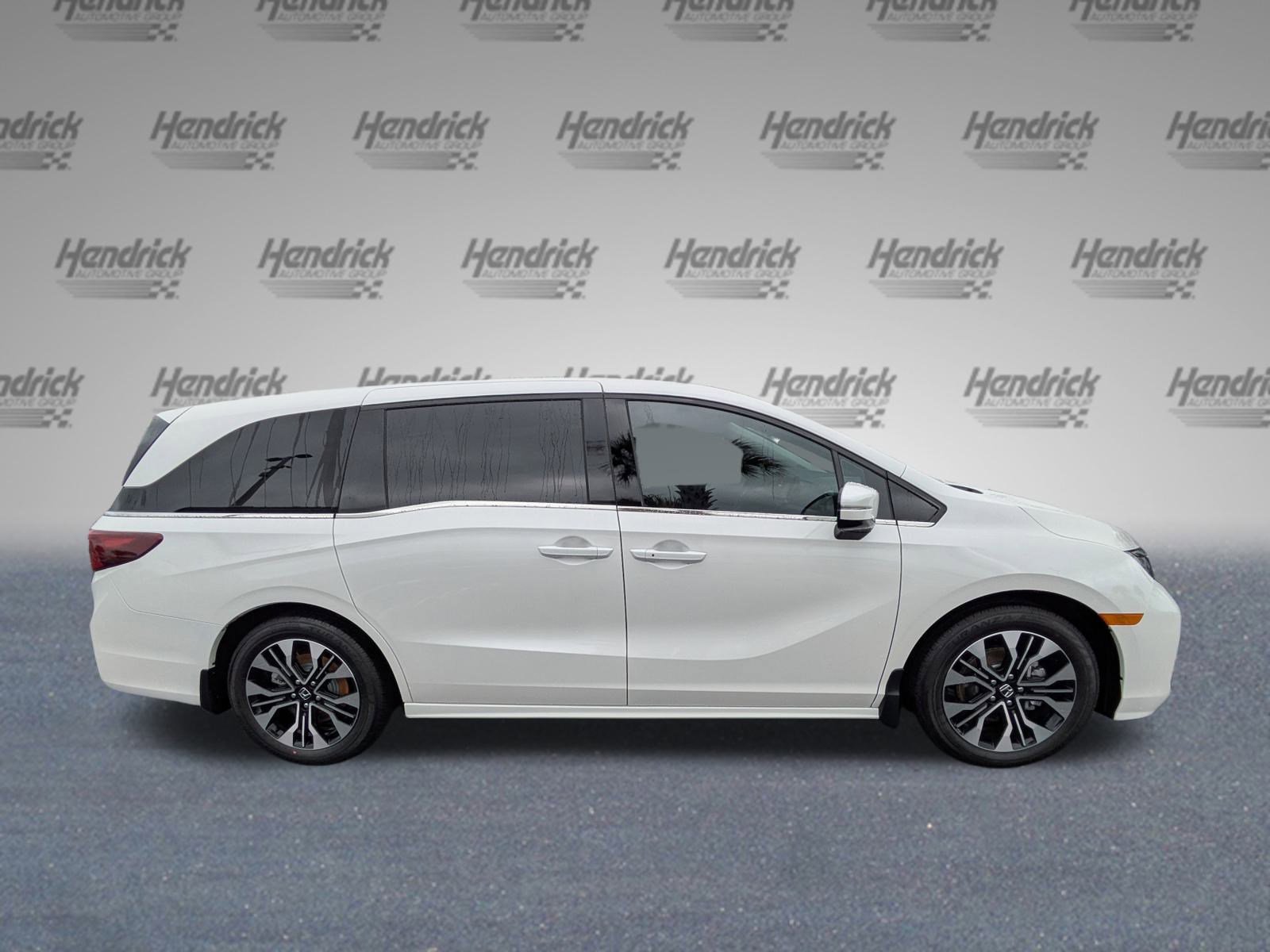 New 2026 Honda Odyssey Elite image 3