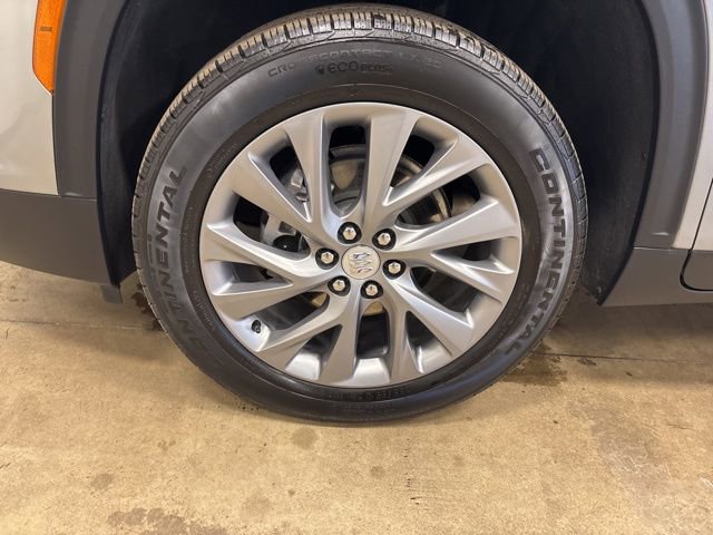 Used 2025 Buick Enclave Preferred image 11