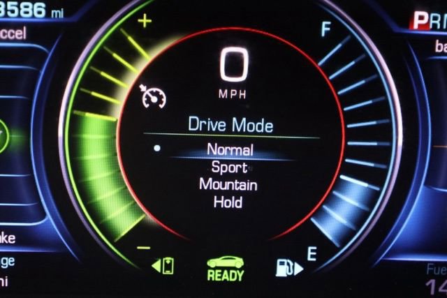 Used 2017 Chevrolet Volt LT w/ Comfort Package image 28