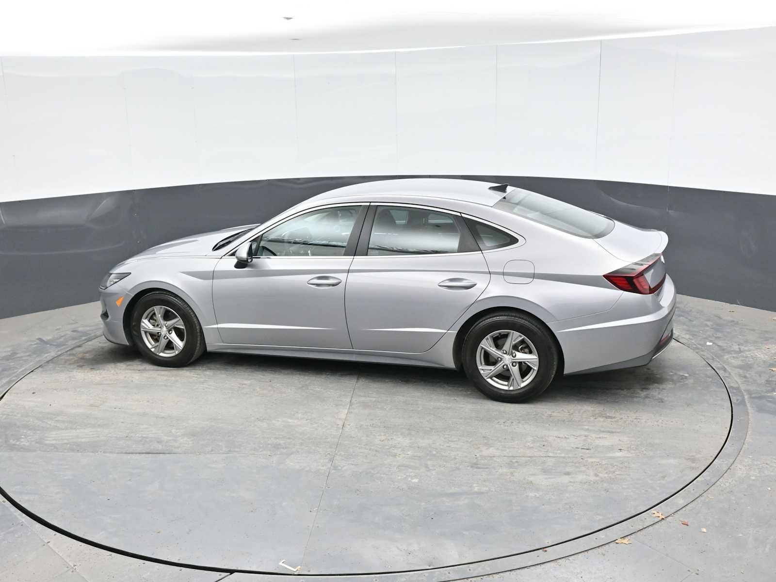 Used 2023 Hyundai Sonata SE FWD image 29