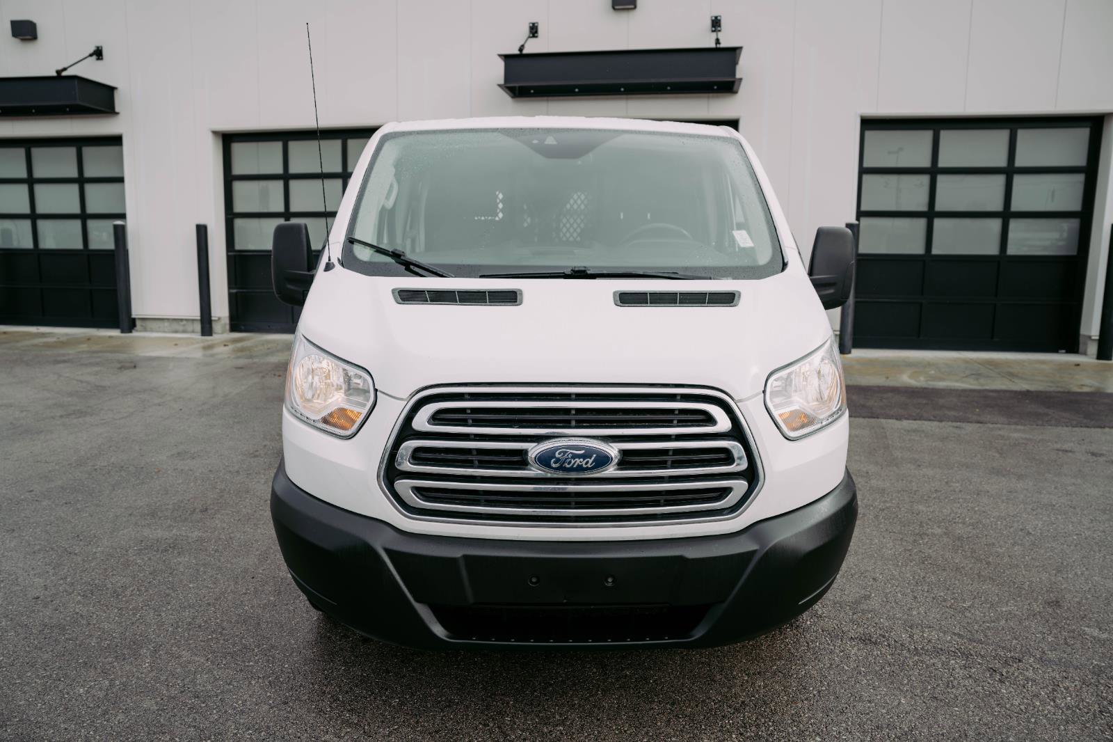 Used 2019 Ford Transit 250 130 Low Roof w/ Exterior Upgrade Package image 2