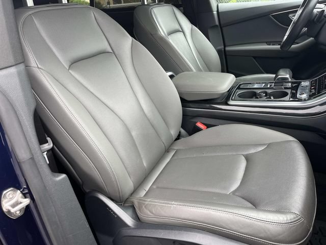 Used 2019 Audi Q8 Prestige AWD/4WD image 30