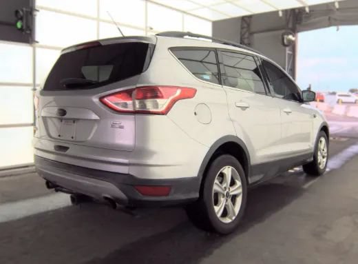Used 2013 Ford Escape SE AWD/4WD image 2