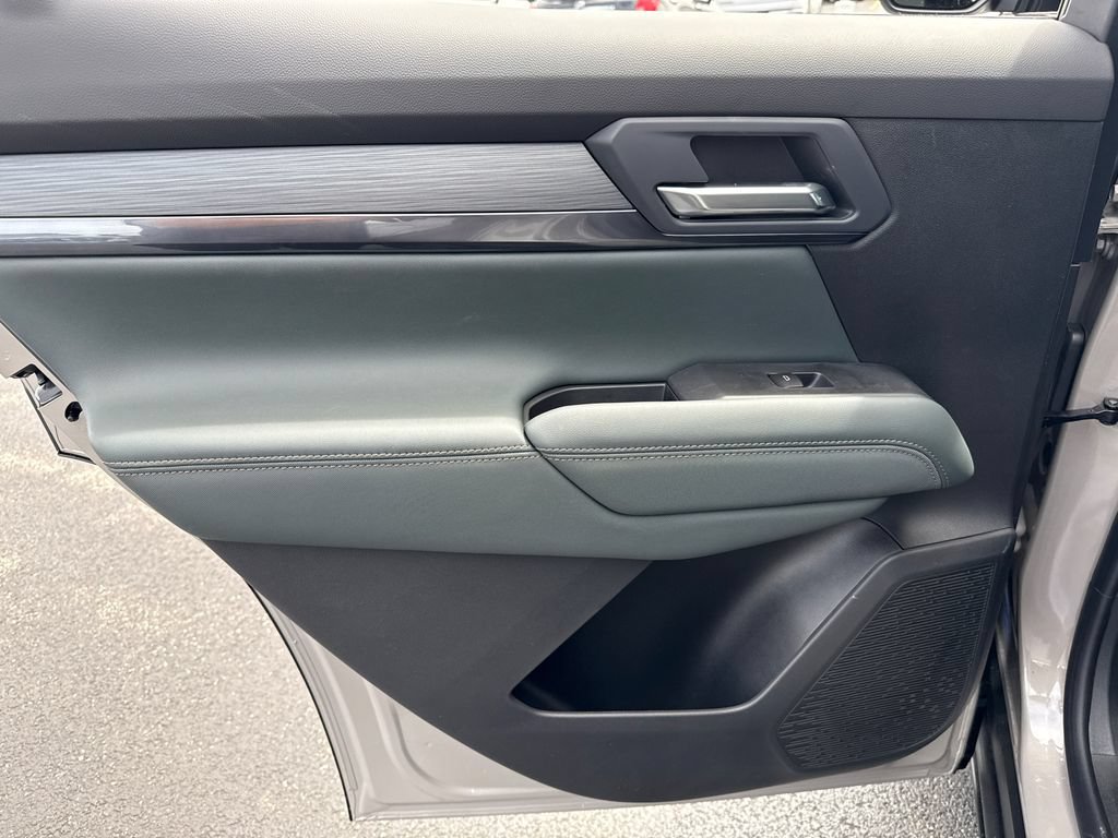 New 2026 GMC Terrain AT4 AWD/4WD image 33