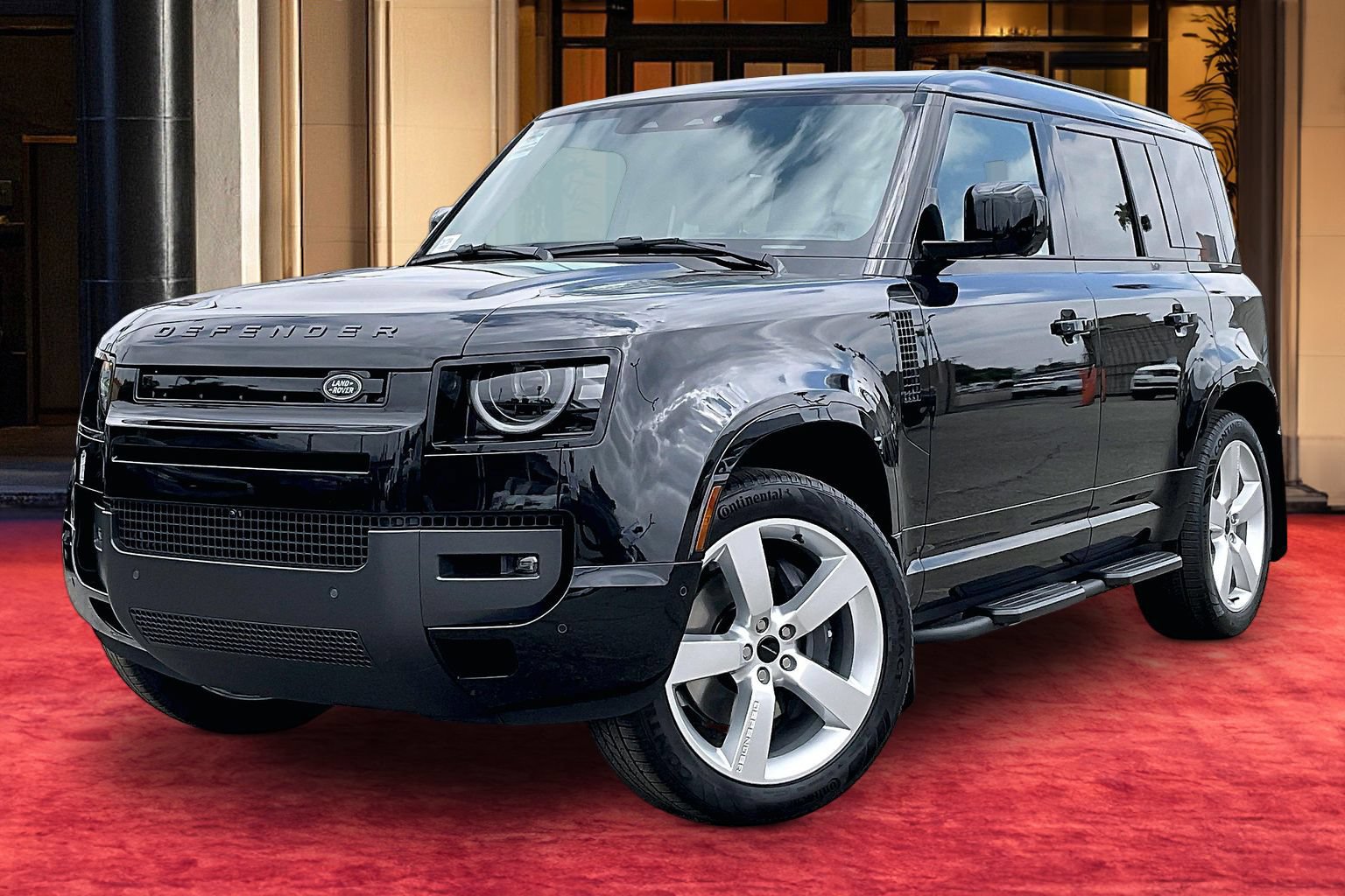 New 2026 Land Rover Defender 110 X-Dynamic SE AWD/4WD image 1