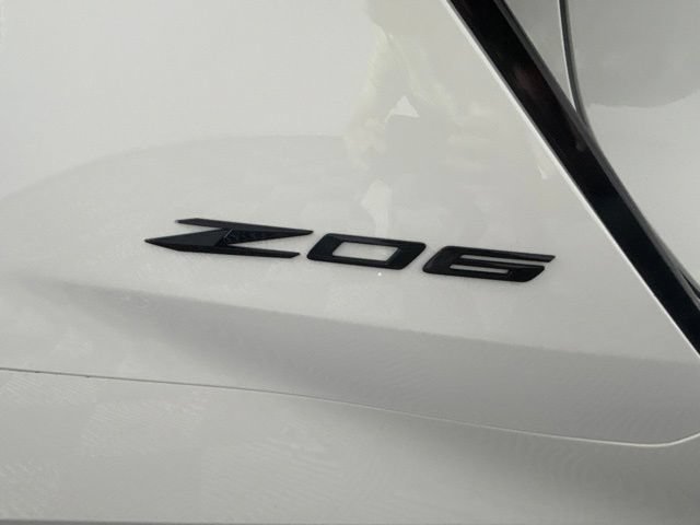 Used 2023 Chevrolet Corvette Z06 w/ Z07 Performance Package RWD image 24