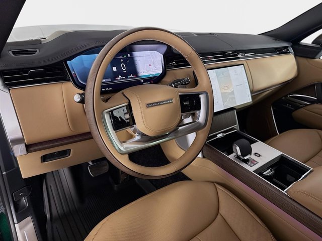 New 2026 Land Rover Range Rover SE image 9