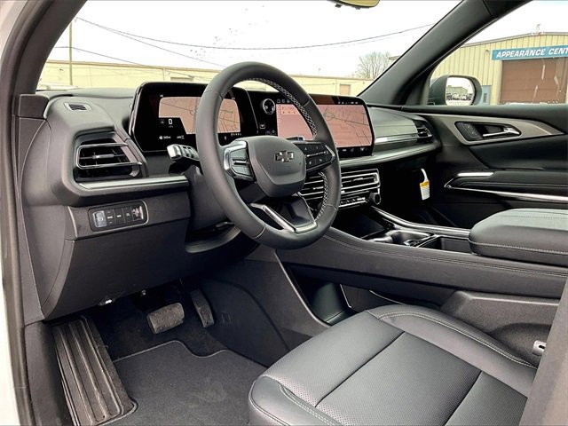 New 2026 Chevrolet Traverse LT w/ Midnight/Sport Edition image 8