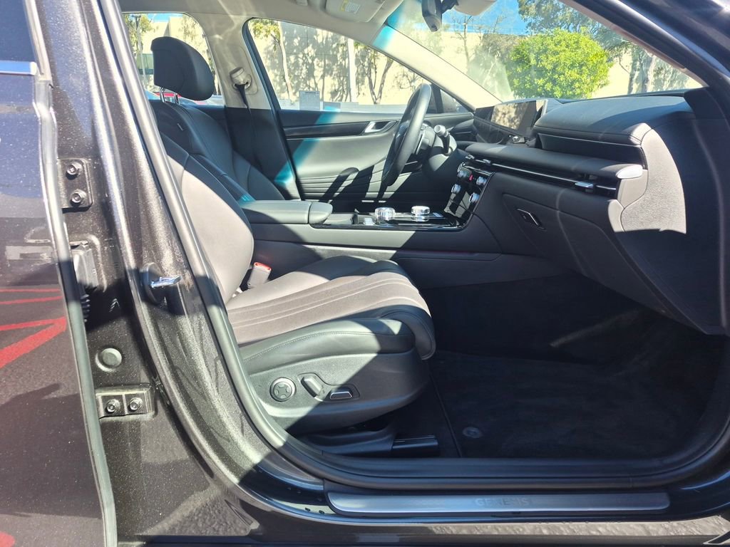 Used 2026 Genesis G80 2.5T image 27