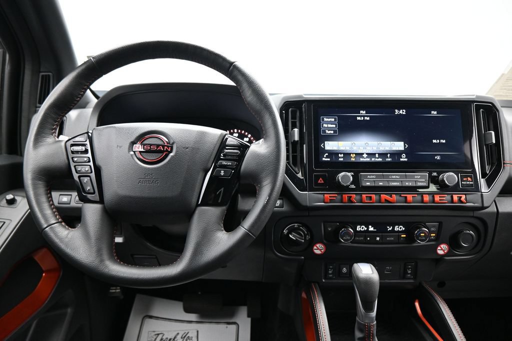 Used 2026 Nissan Frontier PRO-4X AWD/4WD image 15