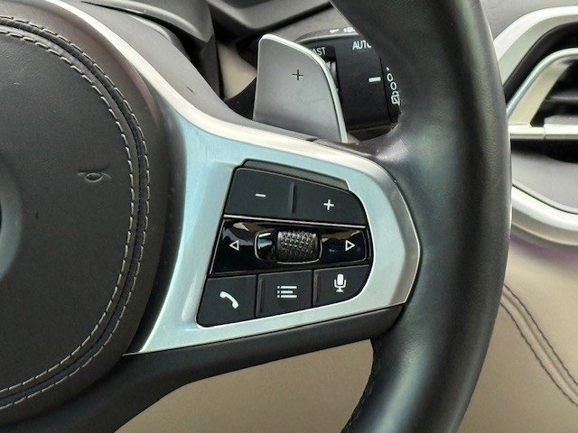 Used 2022 BMW X7 M50i image 43