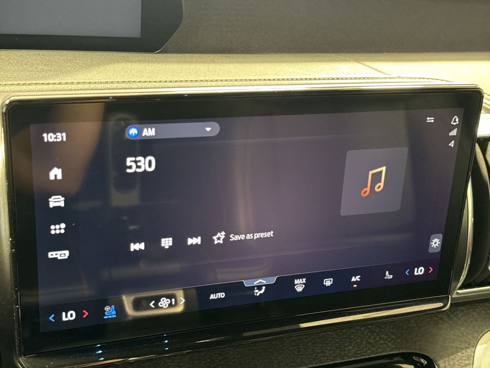 Used 2025 Ford Expedition Tremor AWD/4WD image 19