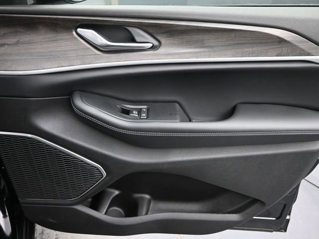 New 2026 Jeep Grand Cherokee Limited image 25