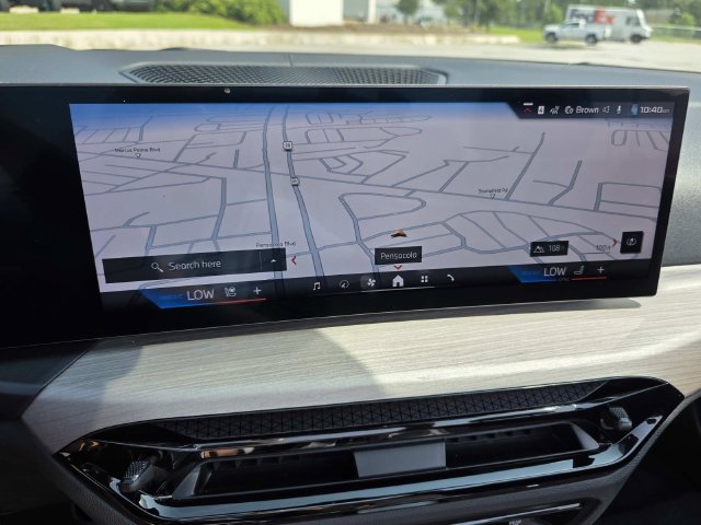 Used 2026 BMW M440i Convertible w/ Premium Package RWD image 9