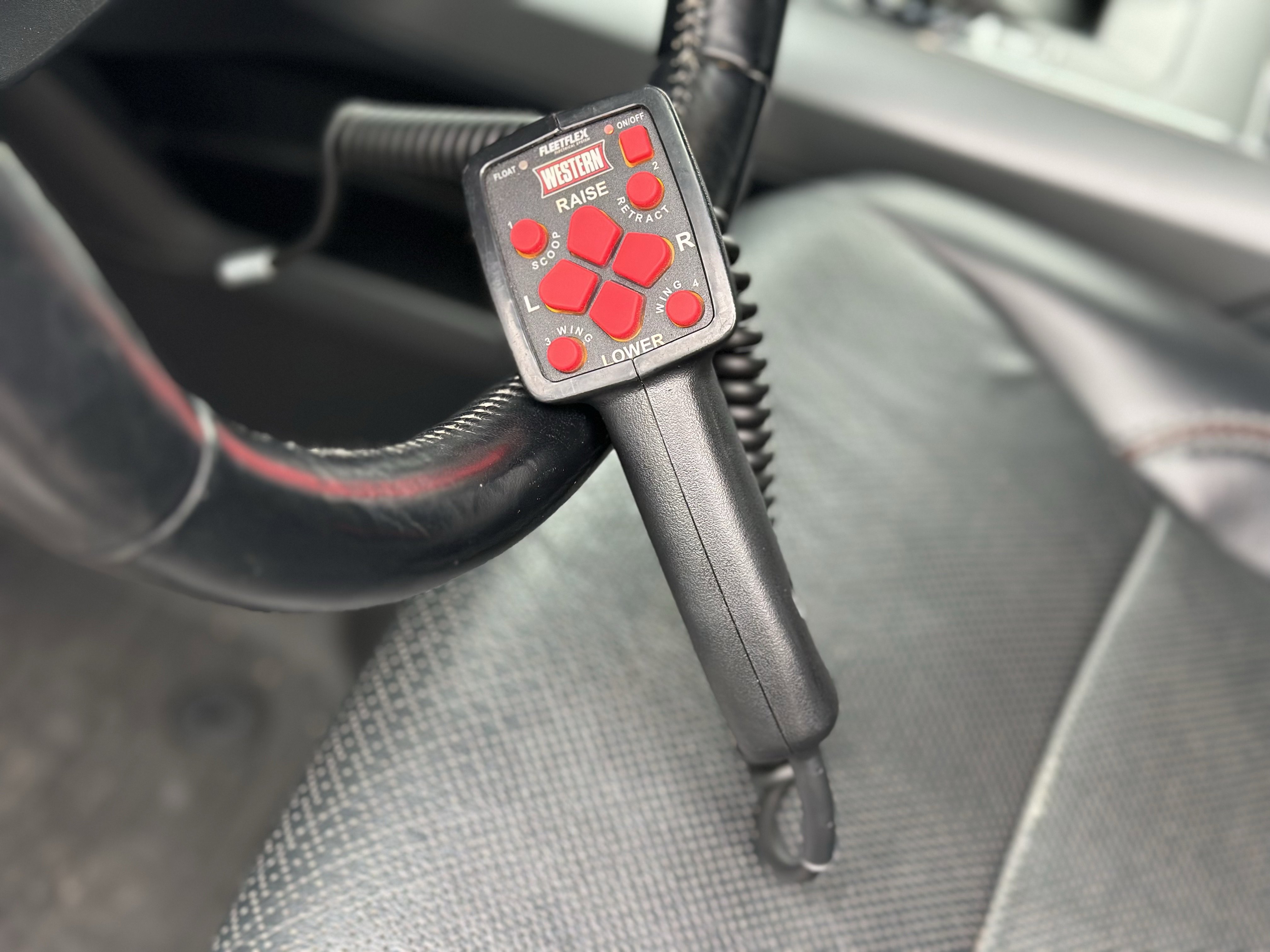 Used 2021 Ford F150 Lariat w/ Equipment Group 502A High image 3