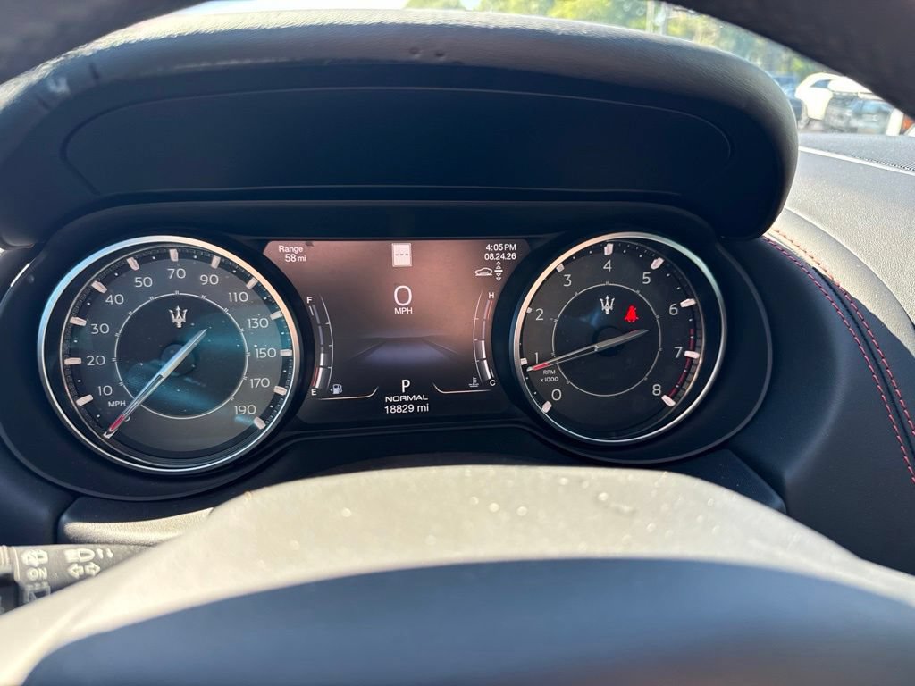 Used 2022 Maserati Levante Modena AWD/4WD image 18