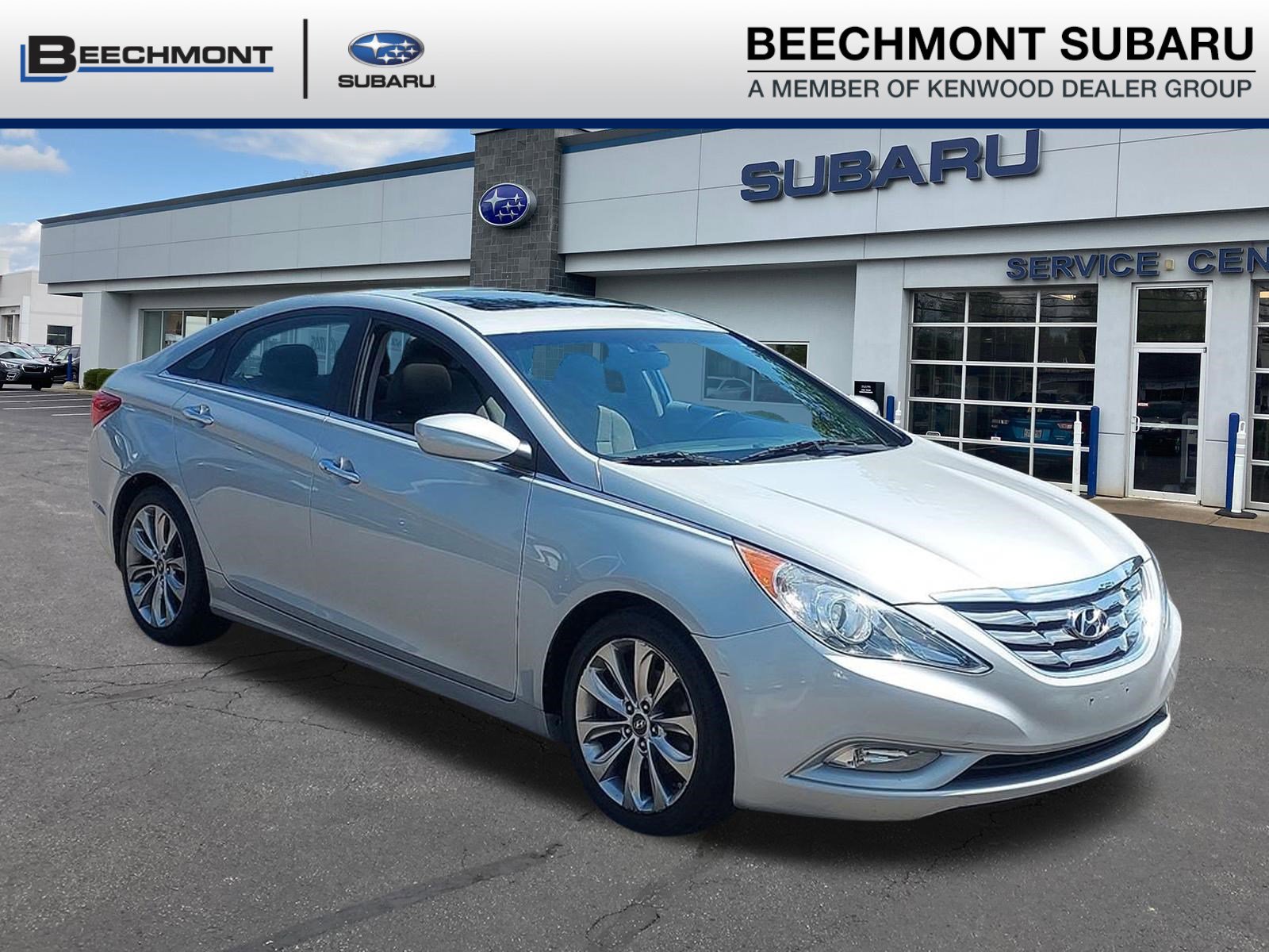 Used 2011 Hyundai Sonata SE w/ Navigation & Sunroof Pkg 4