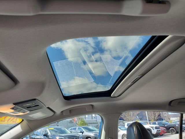 Certified 2025 Nissan Sentra SR w/ SR Premium Package image 17