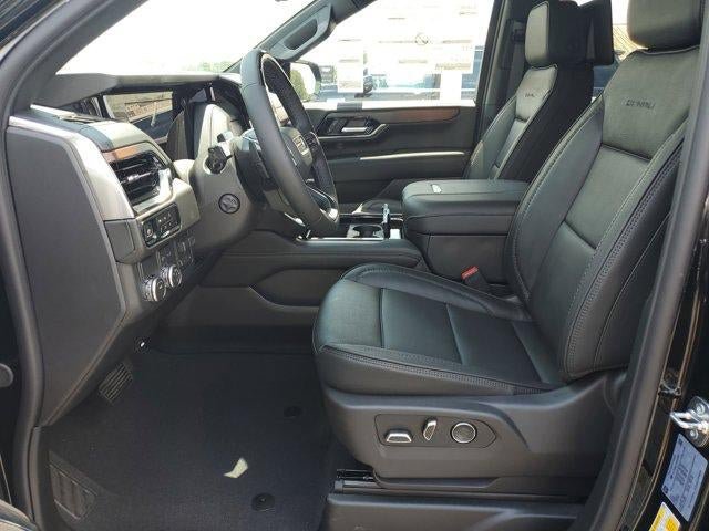 New 2026 GMC Yukon Denali w/ Advanced Technology Package RWD image 18