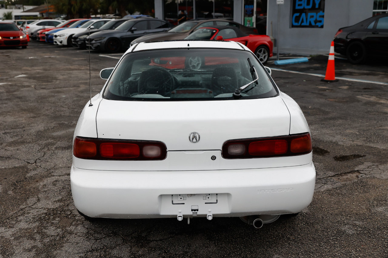 Used 1997 Acura Integra LS image 9