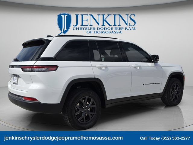 New 2027 Jeep Grand Cherokee Altitude AWD/4WD image 4