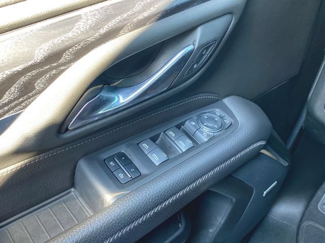 Used 2024 GMC Yukon Denali AWD/4WD image 24