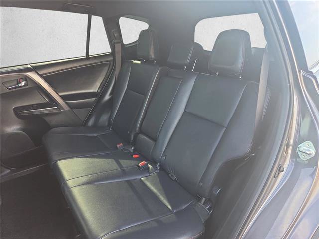 Used 2018 Toyota RAV4 SE w/ Power Extra Value Package FWD image 17