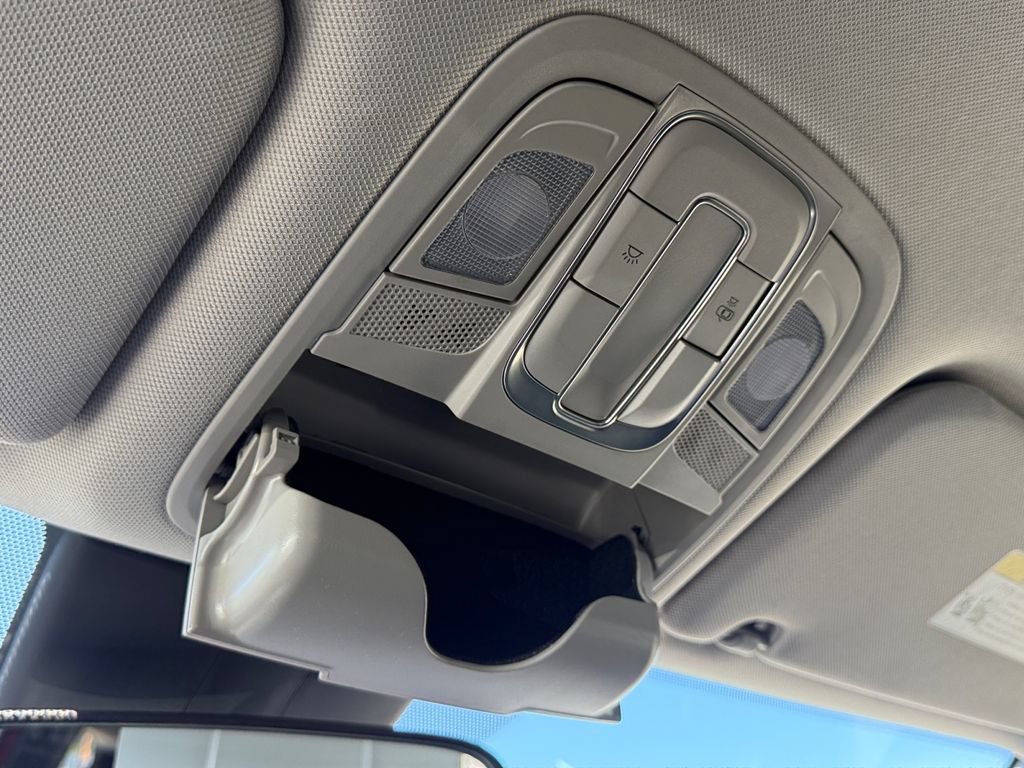 Used 2019 Hyundai Santa Fe SE AWD/4WD image 32