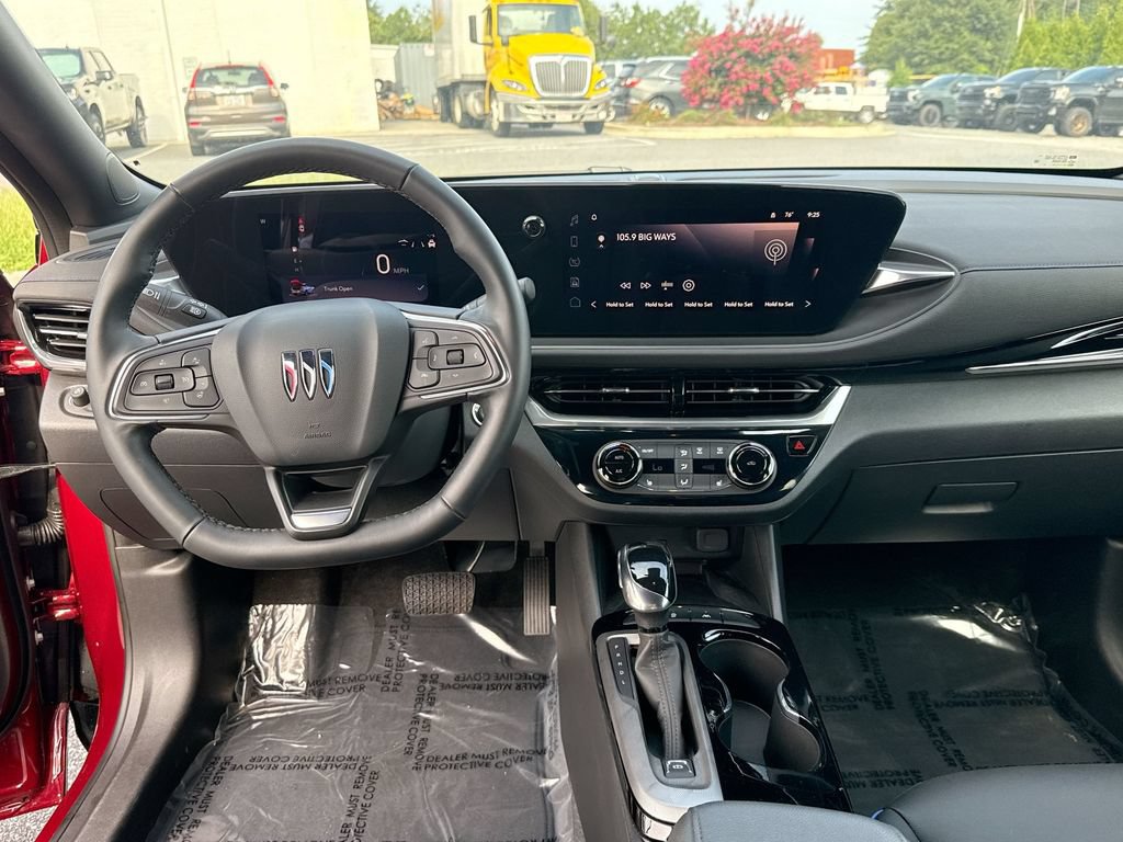 Used 2024 Buick Envista Sport Touring w/ Convenience I Package FWD image 24