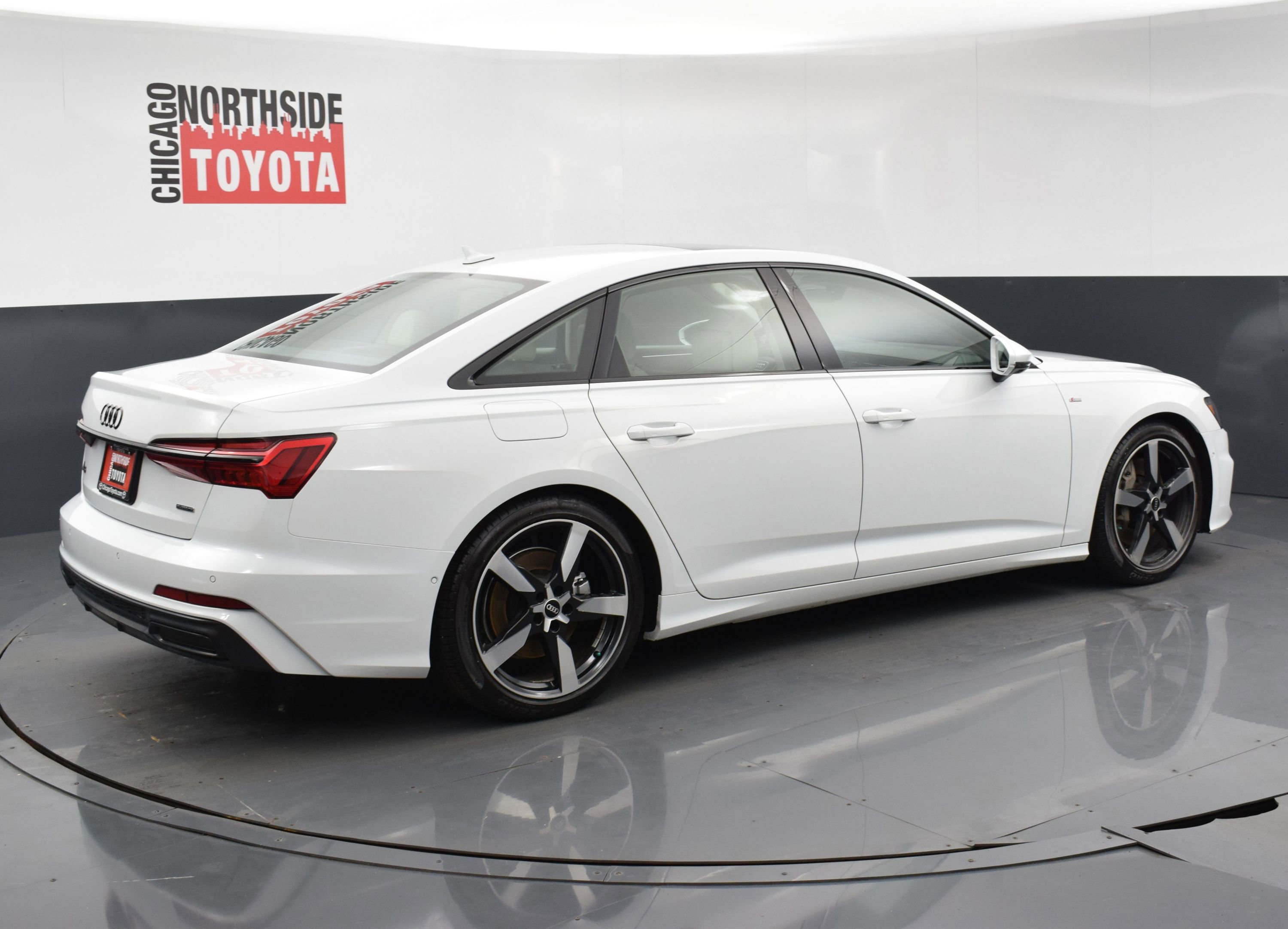 Used 2021 Audi A6 Premium Plus w/ Premium Plus Package AWD/4WD image 4