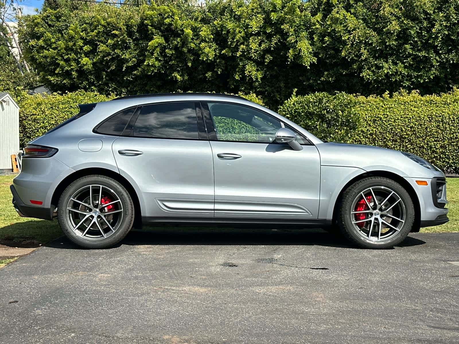New 2026 Porsche Macan S AWD/4WD image 9
