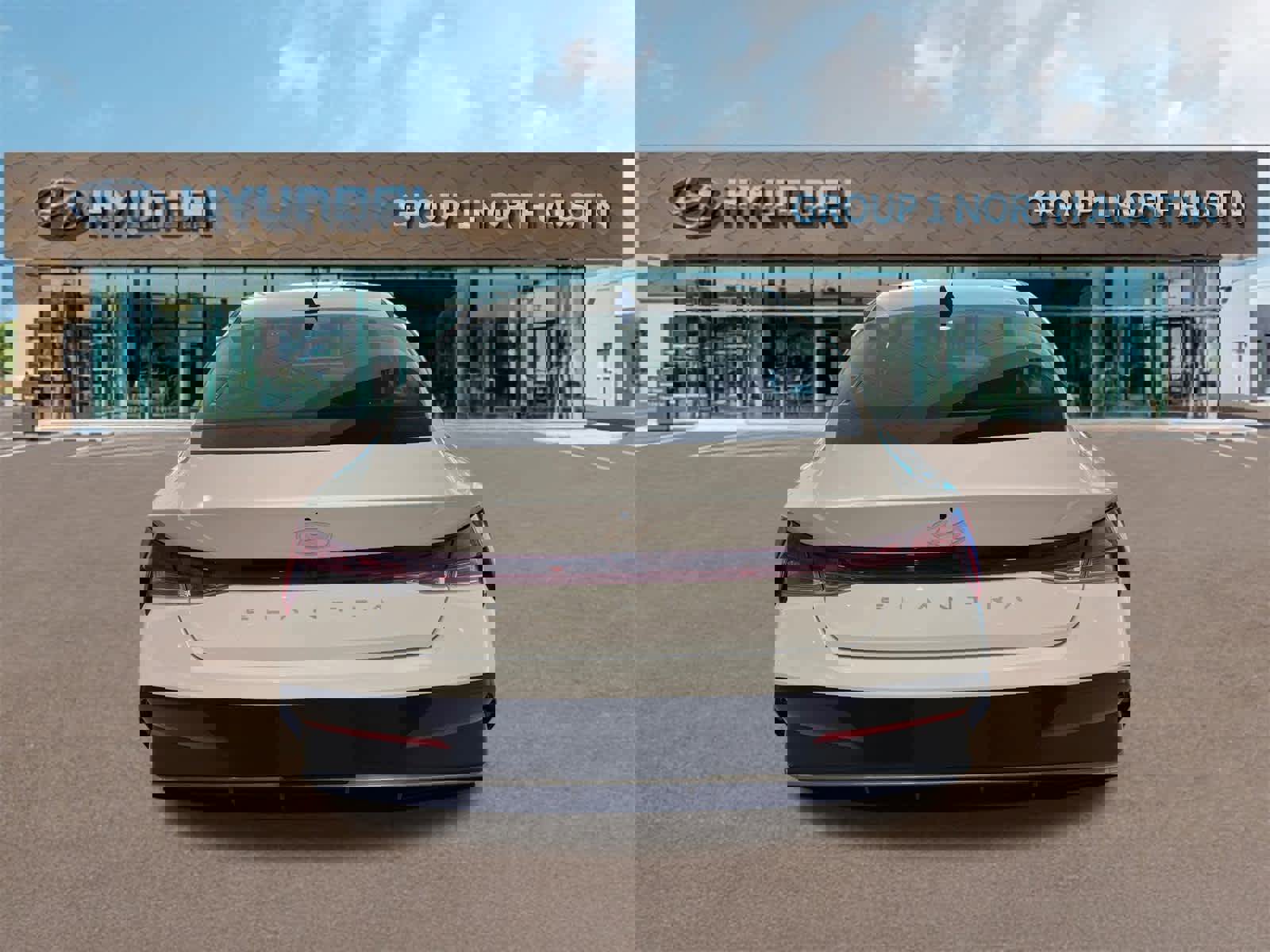 New 2025 Hyundai Elantra SEL image 5