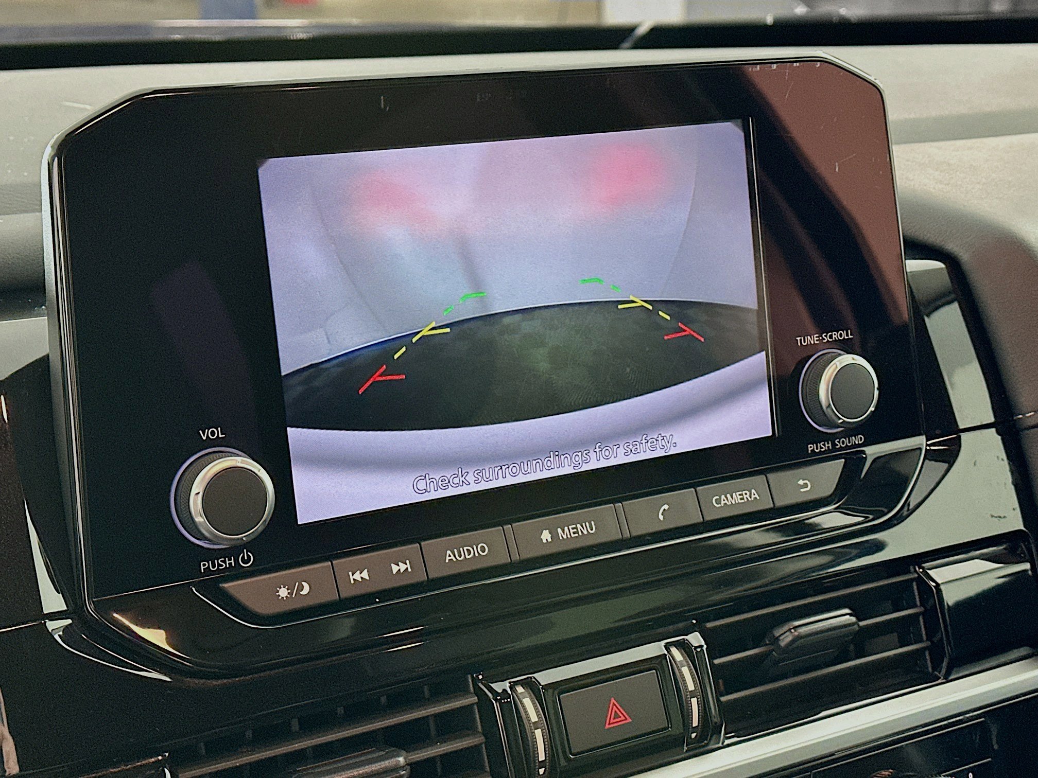 Used 2024 Nissan Pathfinder SV image 22