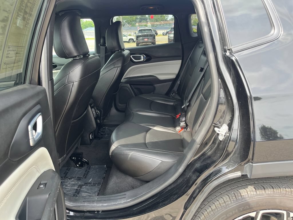 Used 2025 Jeep Compass Limited AWD/4WD image 40