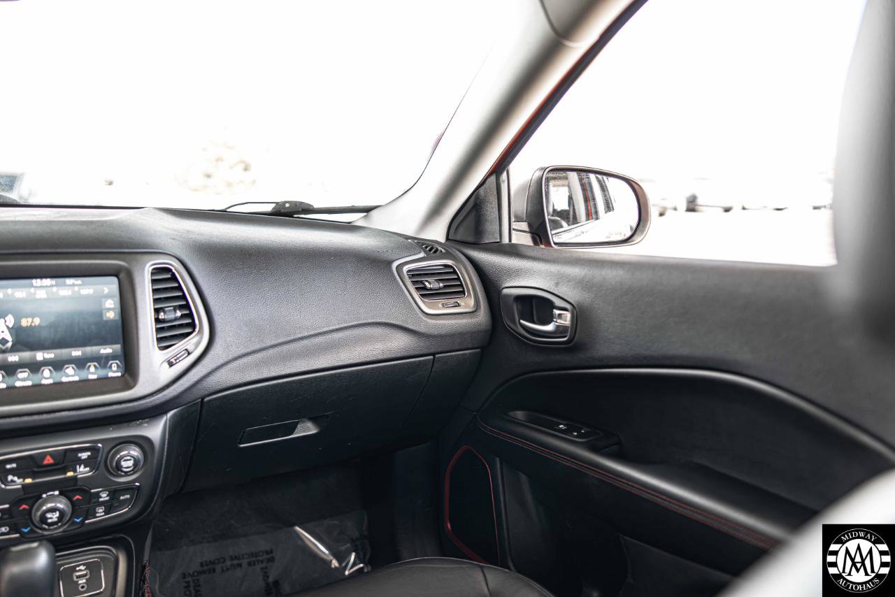 Used 2018 Jeep Compass Trailhawk w/ Leather Interior Group image 18
