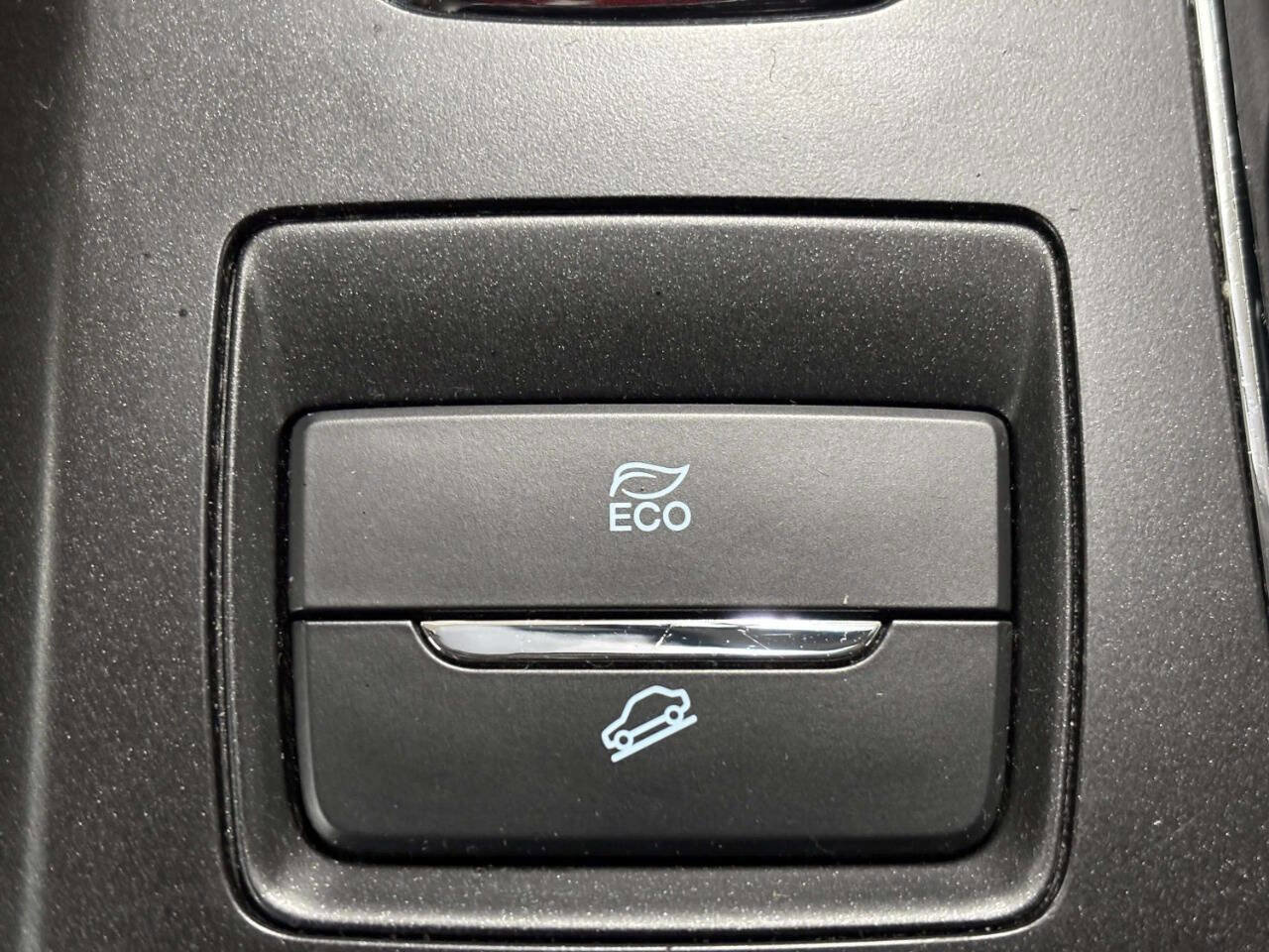 Used 2018 Ford Fusion SE w/ Equipment Group 601A image 33