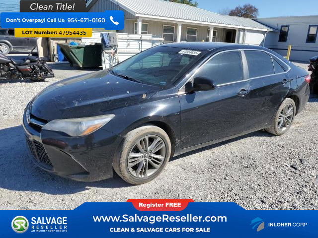 Used 2017 Toyota Camry image 1