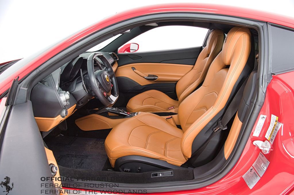 Used 2016 Ferrari 488 GTB image 5