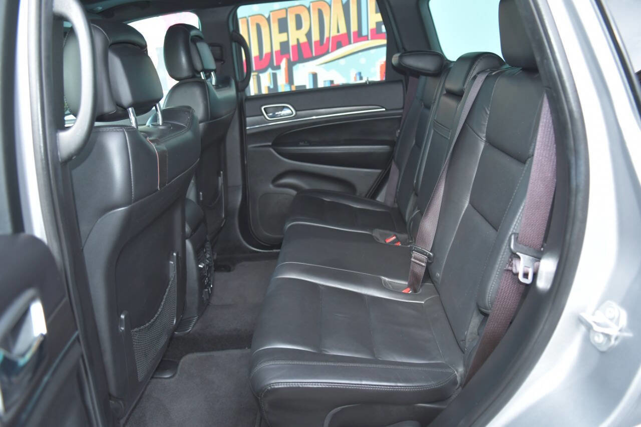 Used 2018 Jeep Grand Cherokee Limited AWD/4WD image 14