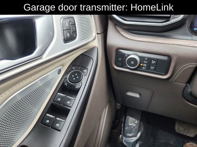 Used 2020 Ford Explorer Platinum w/ Premium Technology Package image 41