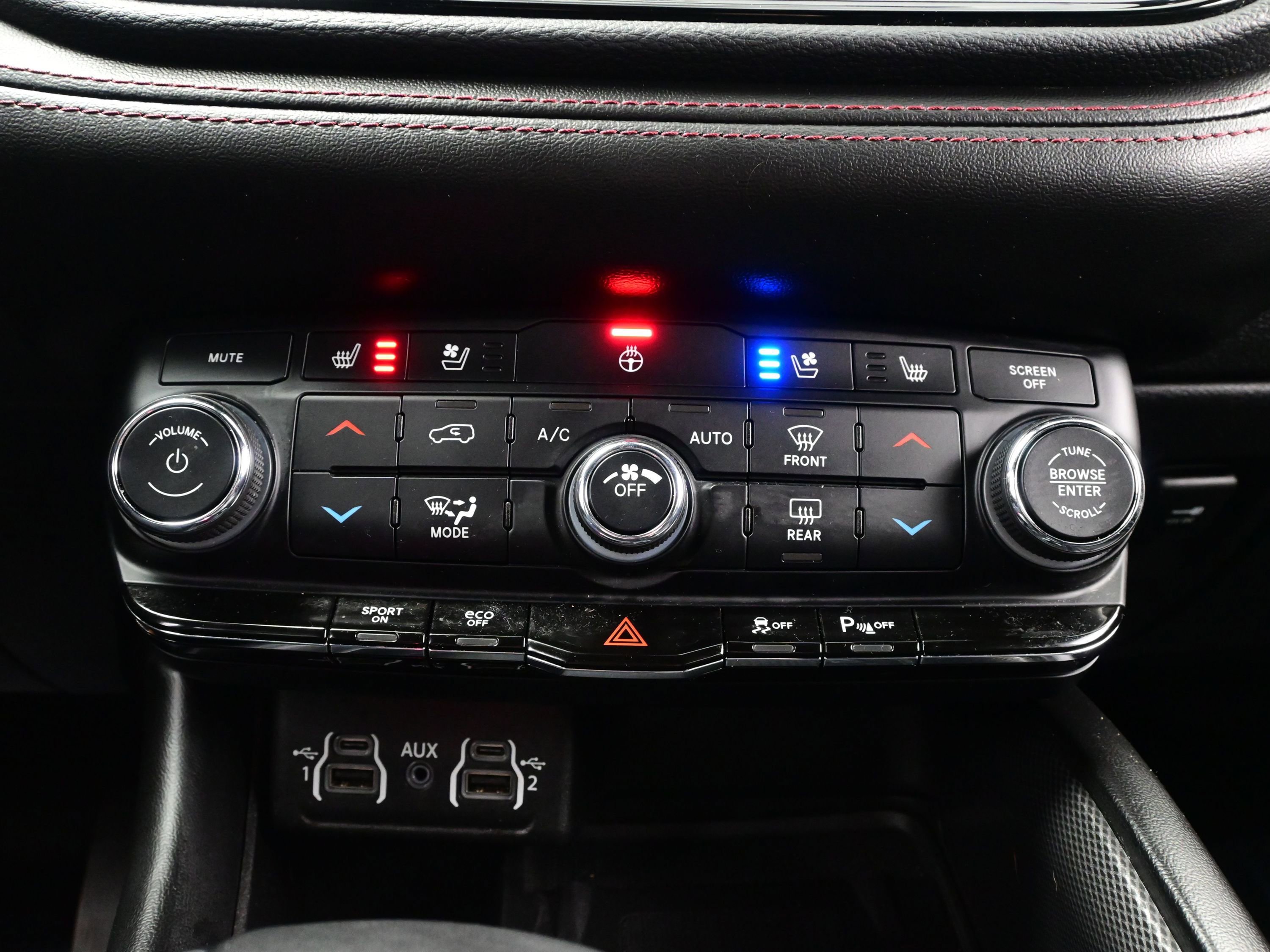 Used 2022 Dodge Durango R/T w/ Blacktop Package image 21