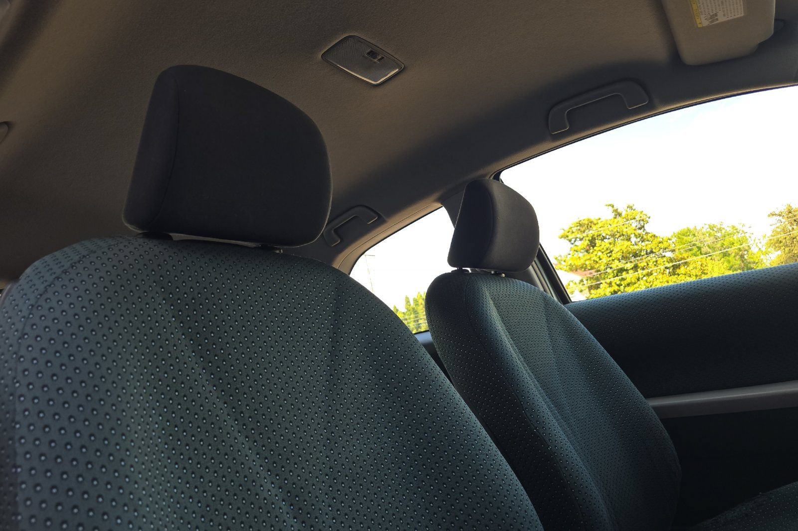 Used 2007 Toyota Yaris 2-Door Hatchback FWD image 17