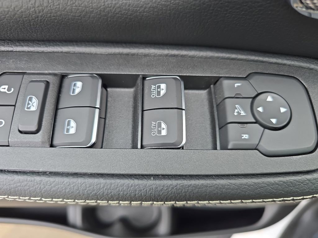 New 2026 RAM 1500 Laramie image 28