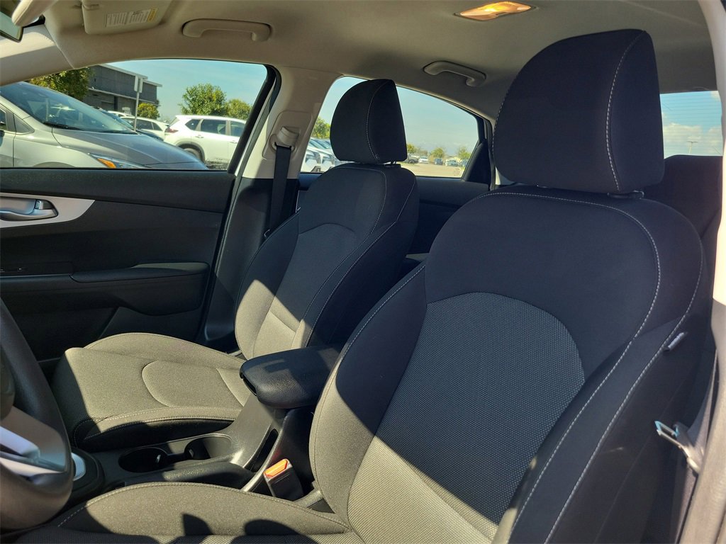 Used 2023 Kia Forte LXS w/ LXS Technology Package image 19